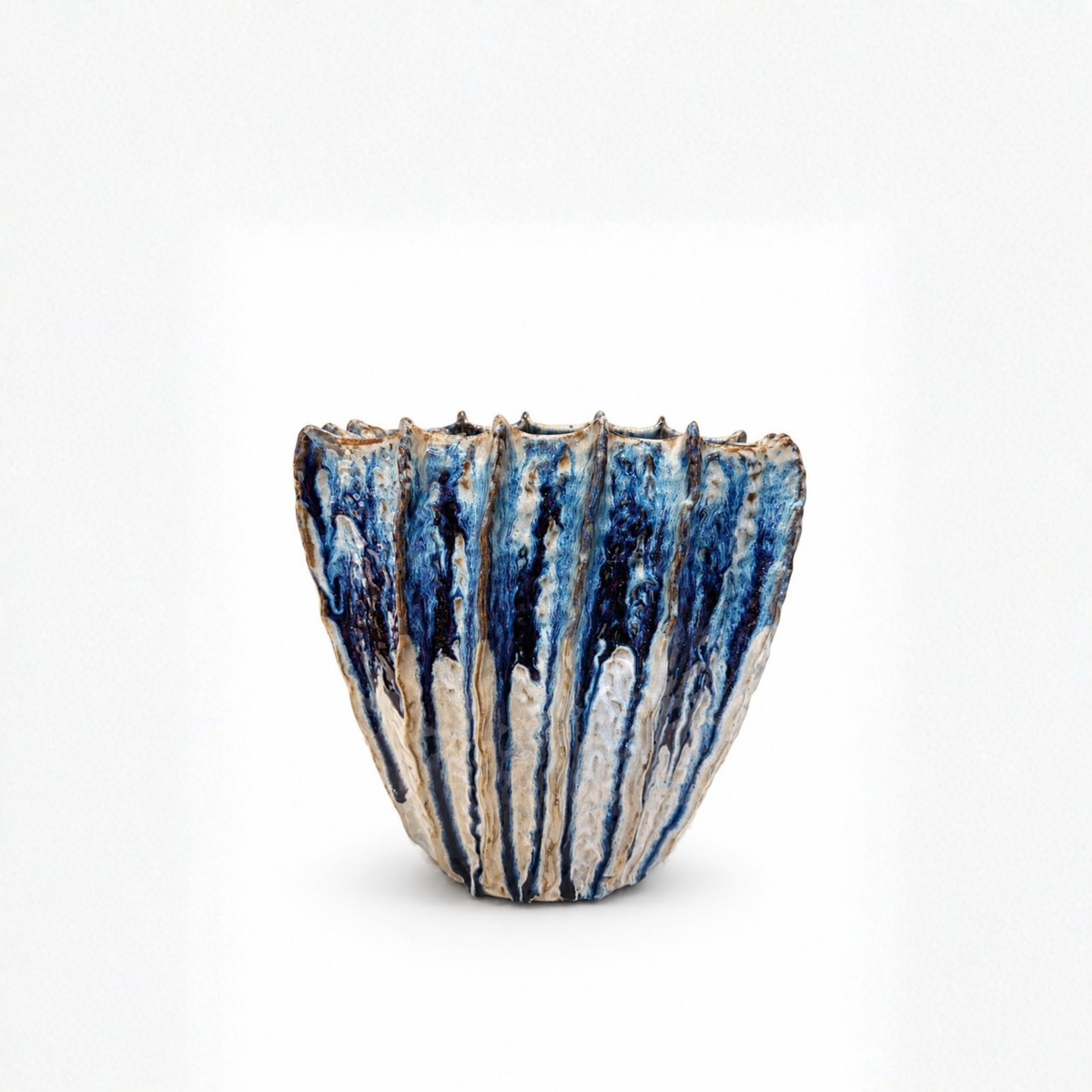 Reef Vase – Reactive Blue